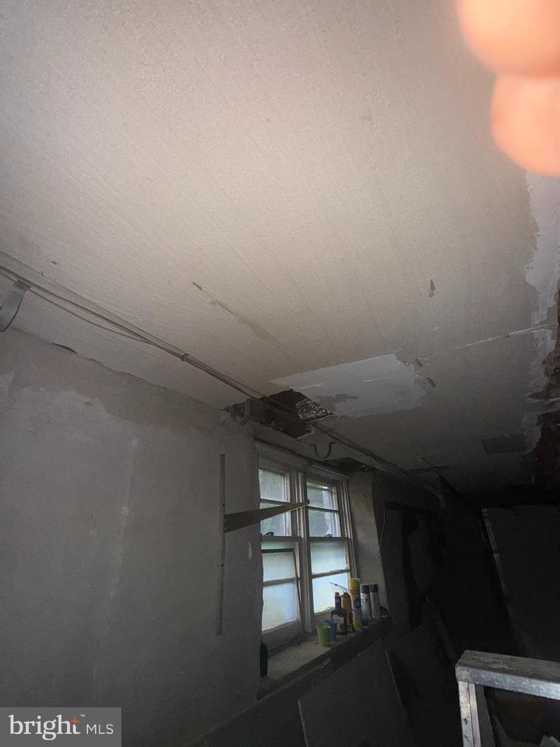 623 Wanamaker Rd Property Photo 8