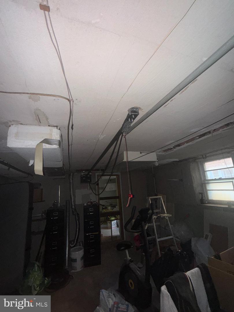 623 Wanamaker Rd Property Photo 10