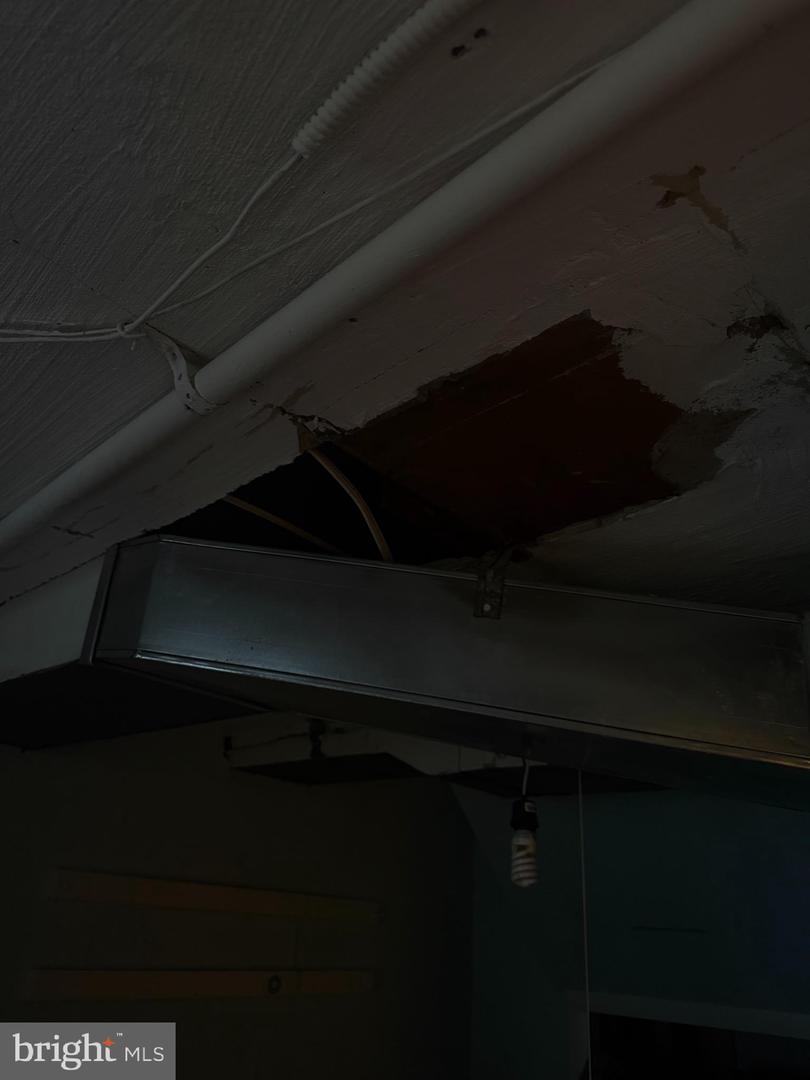 623 Wanamaker Rd Property Photo 11