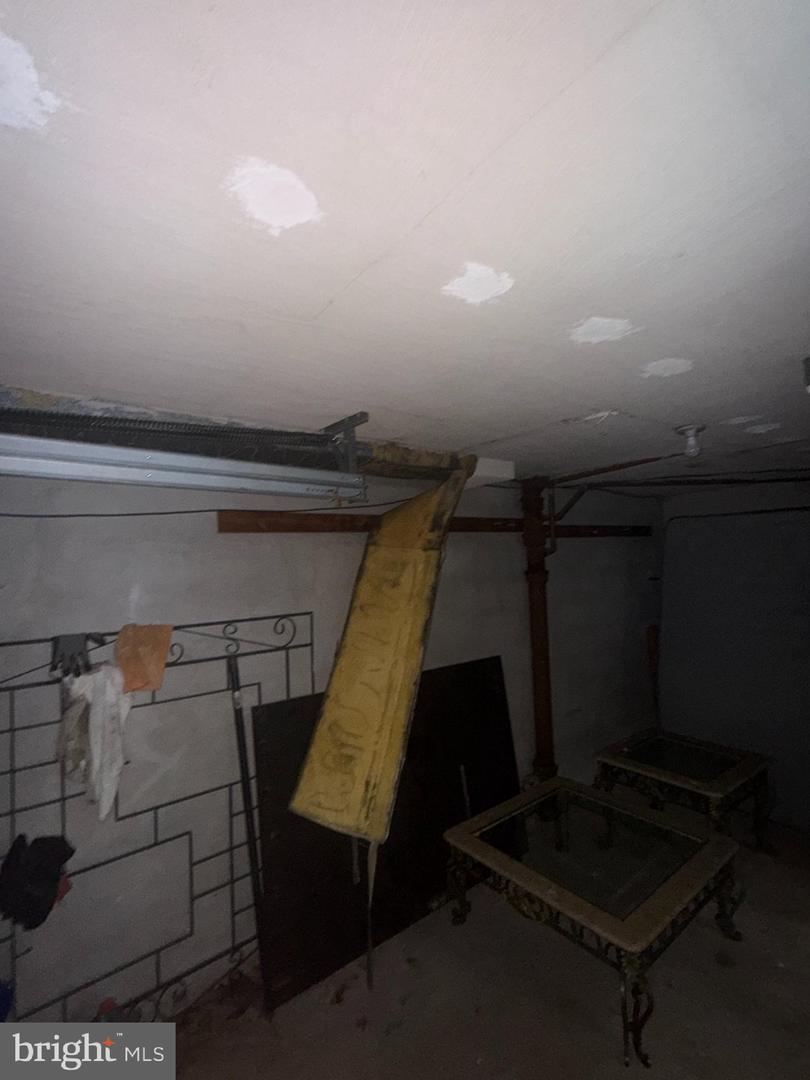 623 Wanamaker Rd Property Photo 13