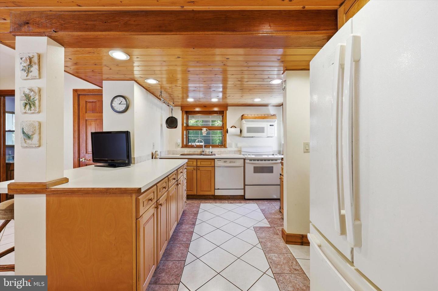 1437 Byberry Rd Property Photo 18