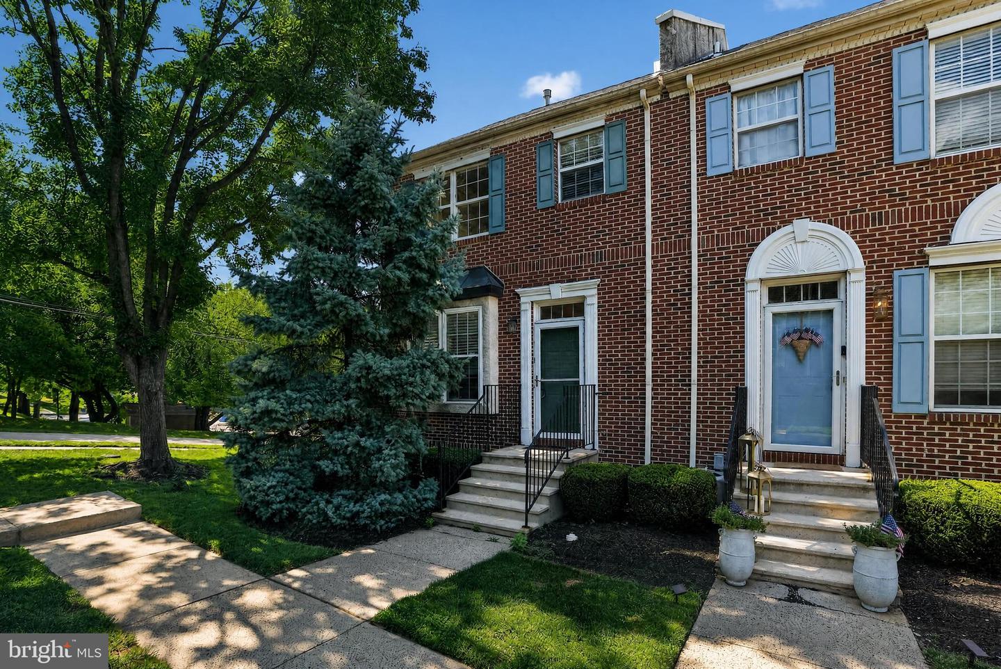 535 BULLOCK AVE #1