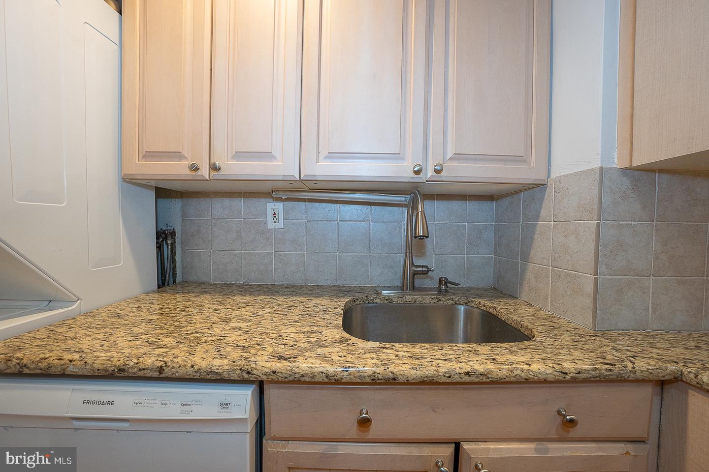 40 Old Lancaster Rd #103 Property Photo 11