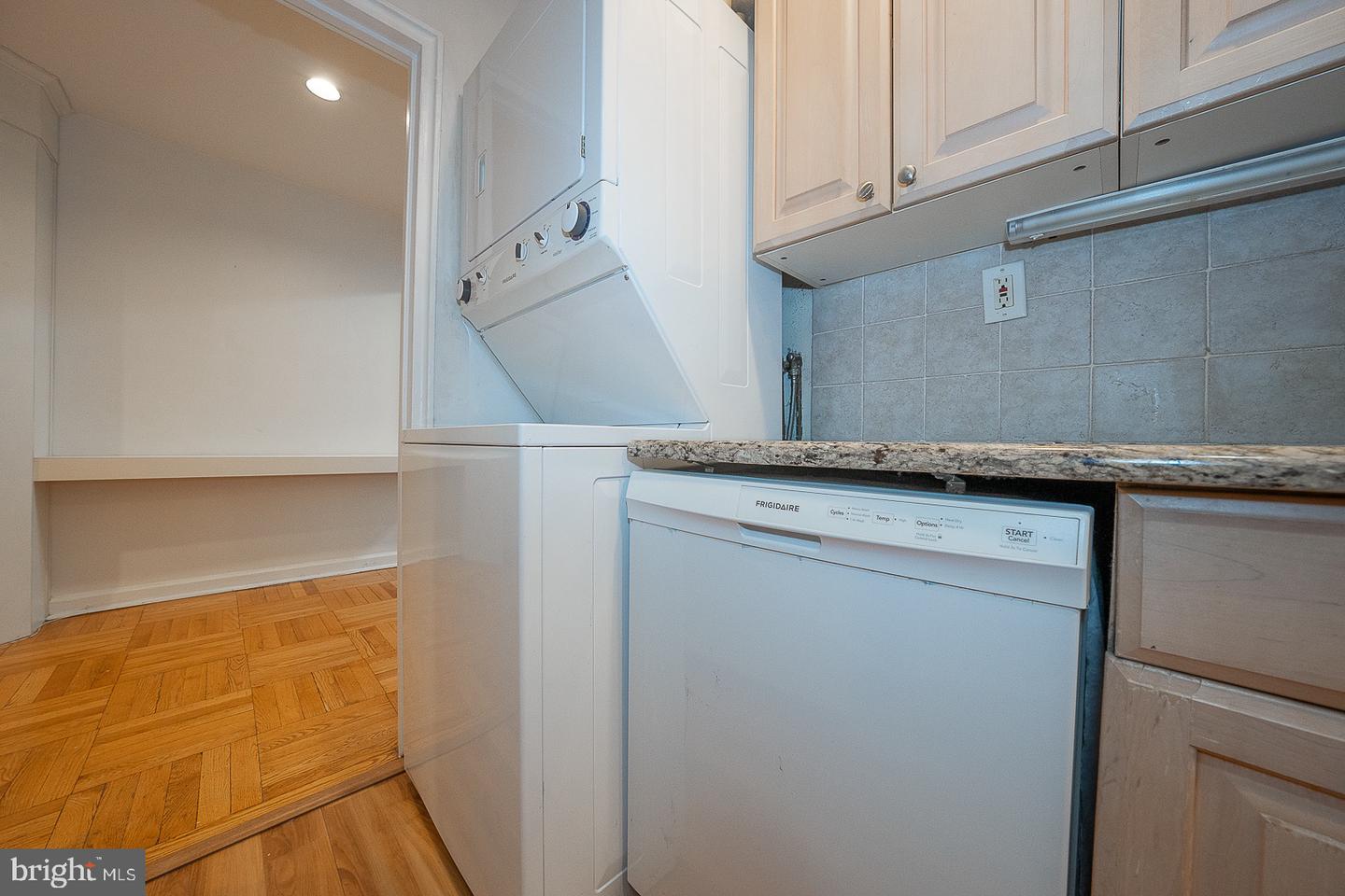 40 Old Lancaster Rd #103 Property Photo 12