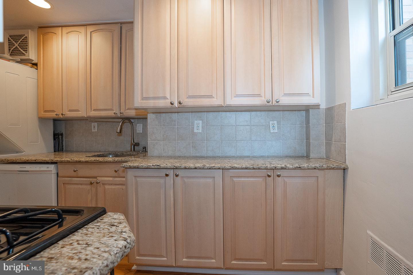 40 Old Lancaster Rd #103 Property Photo 15