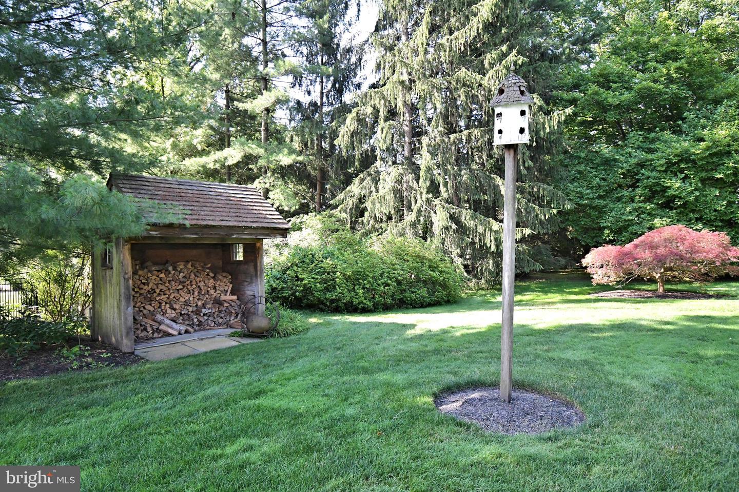 896 E Township Line Rd Property Photo 103