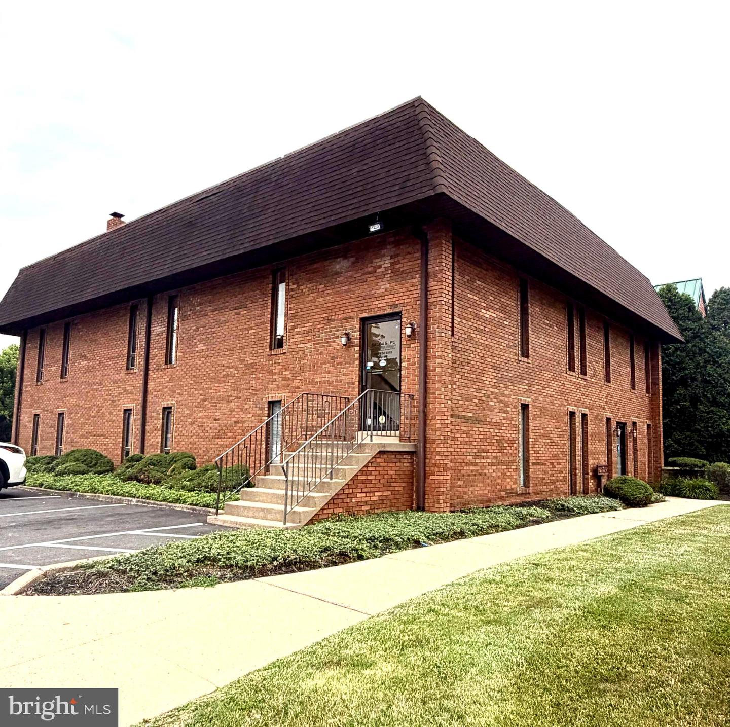 705 Easton Rd Property Photo 2