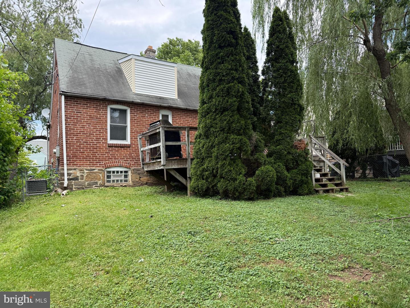 35 James Rd Property Photo 25