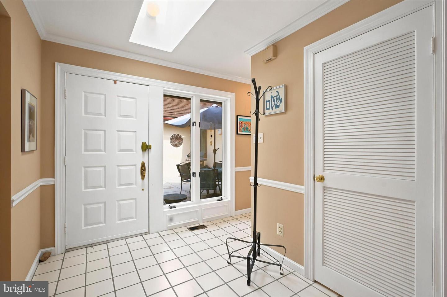 2 Withers Ln Property Photo 4