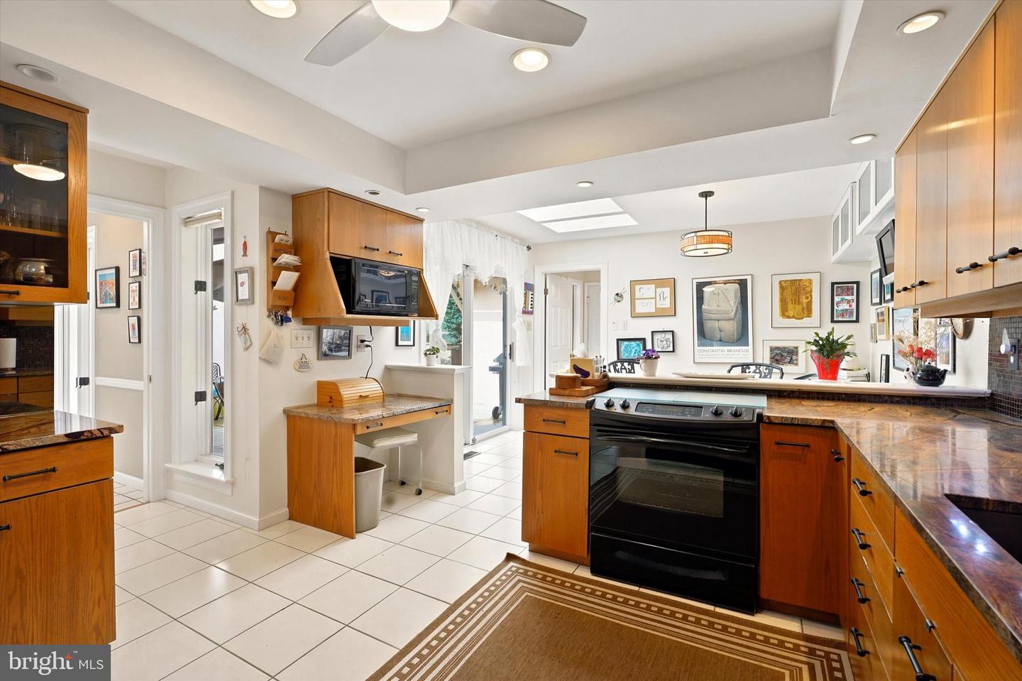 2 Withers Ln Property Photo 13