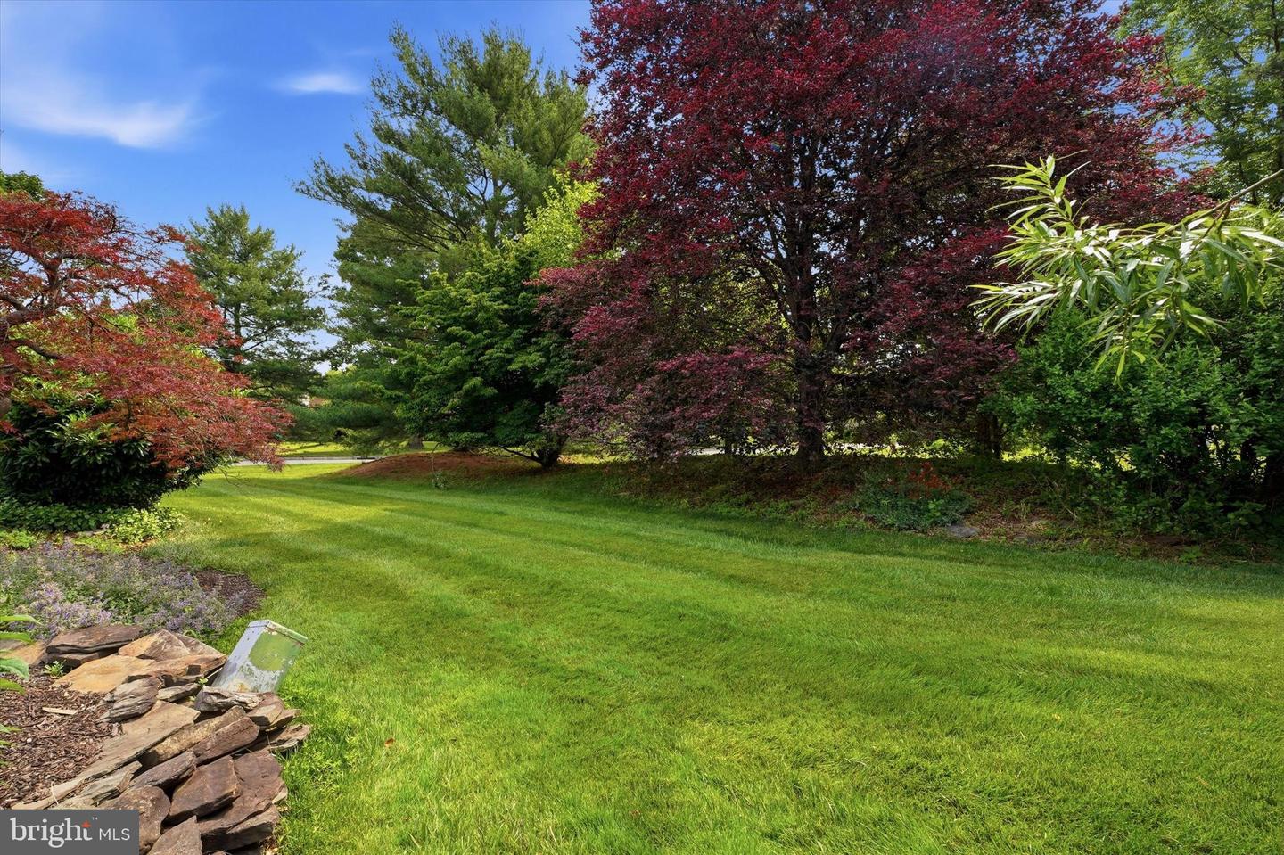 2 Withers Ln Property Photo 25