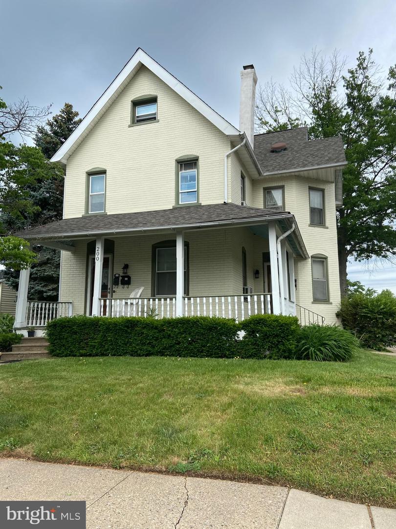 200 Susquehanna Ave Property Photo 1