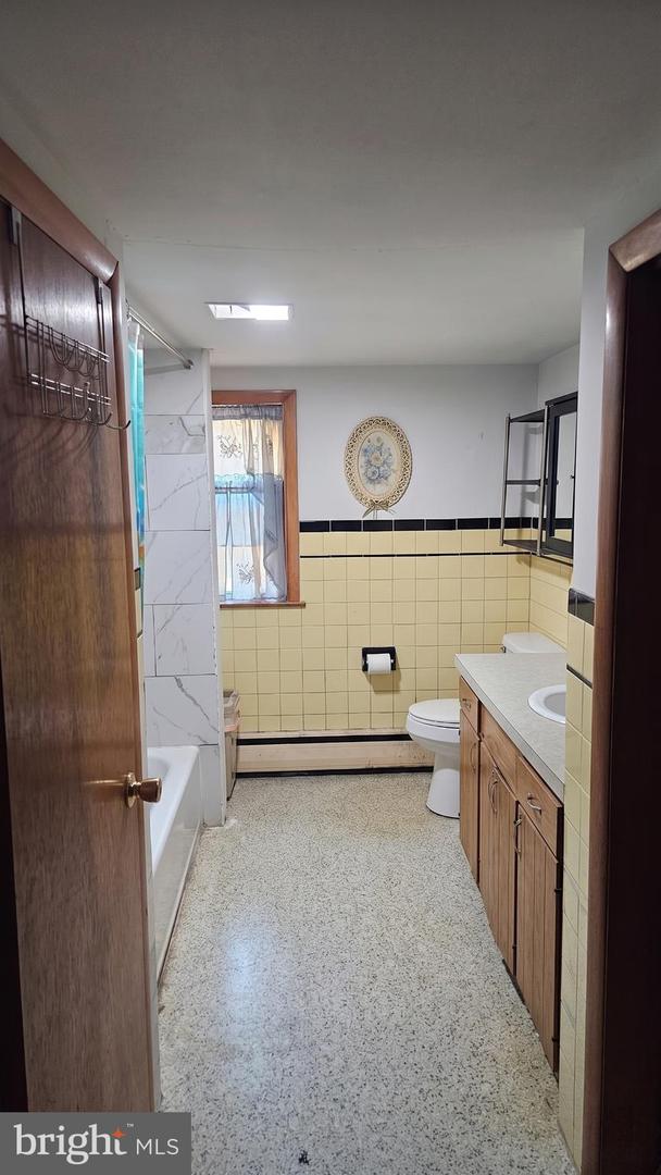 1043 Clemmers Mill Rd Property Photo 8