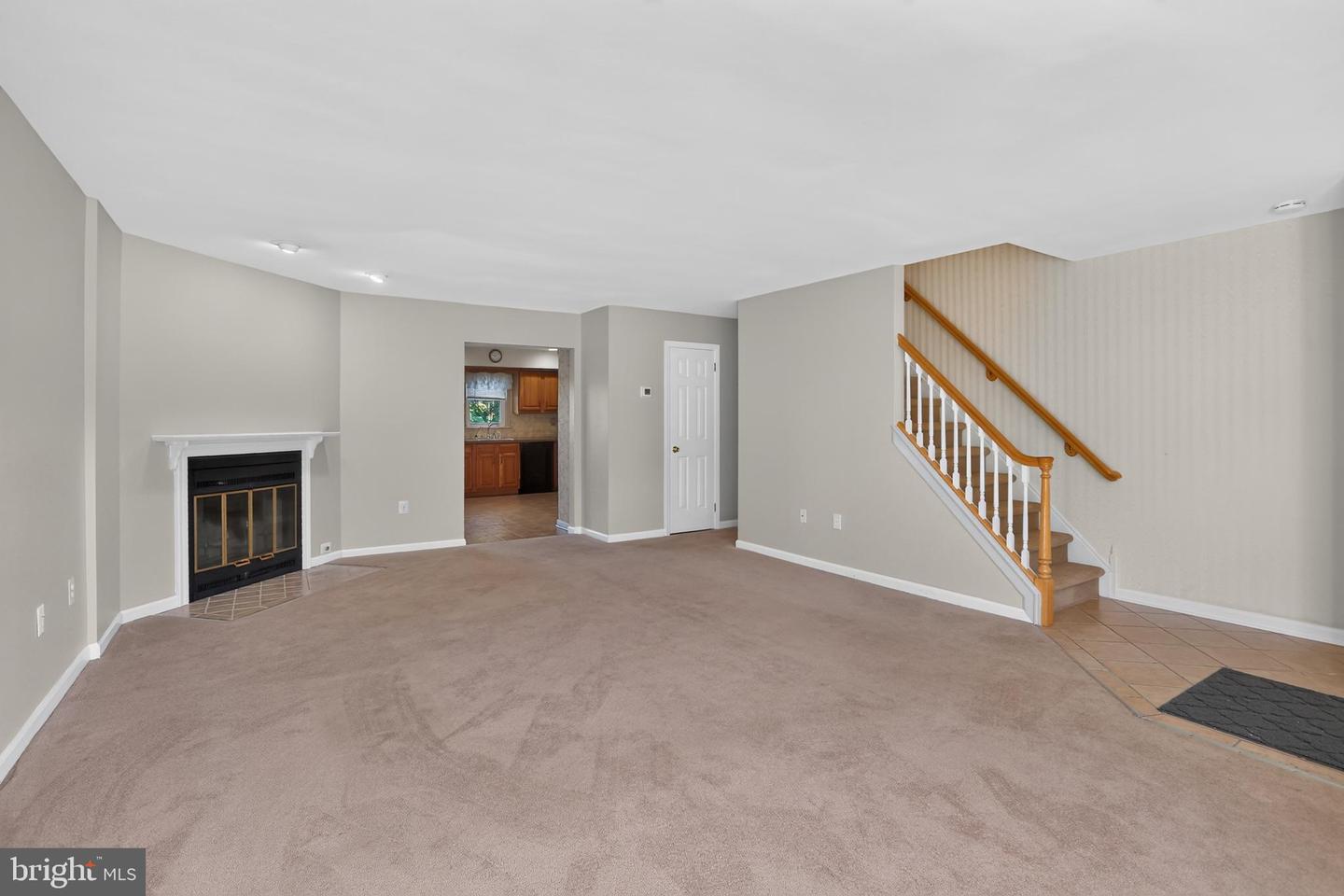 562 Susan Dr Property Photo 8