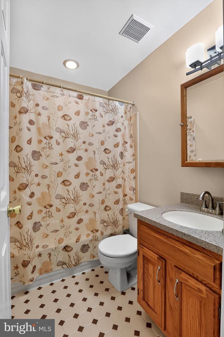 562 Susan Dr Property Photo 23