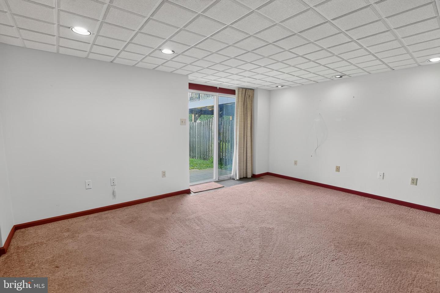 562 Susan Dr Property Photo 31