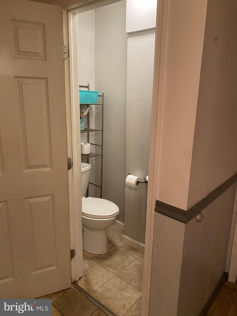 56 Jefferson Property Photo 16