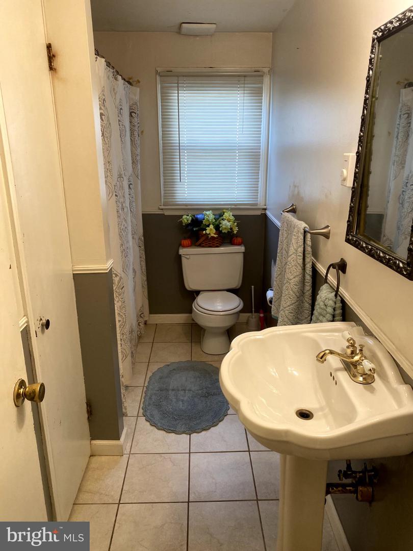 56 Jefferson Property Photo 17