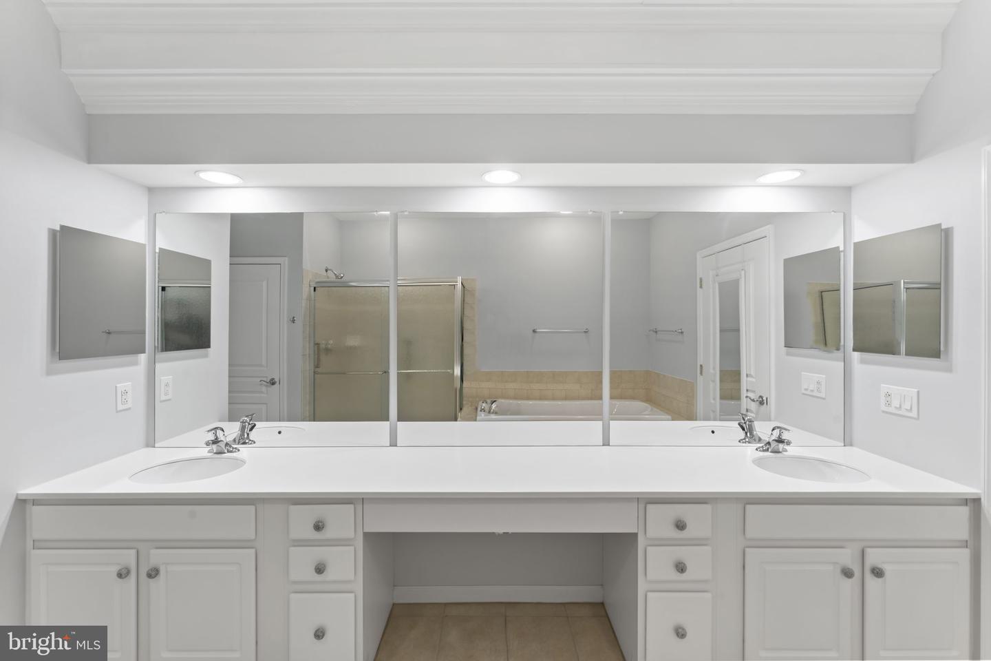 4103 Lilac Ct Property Photo 25