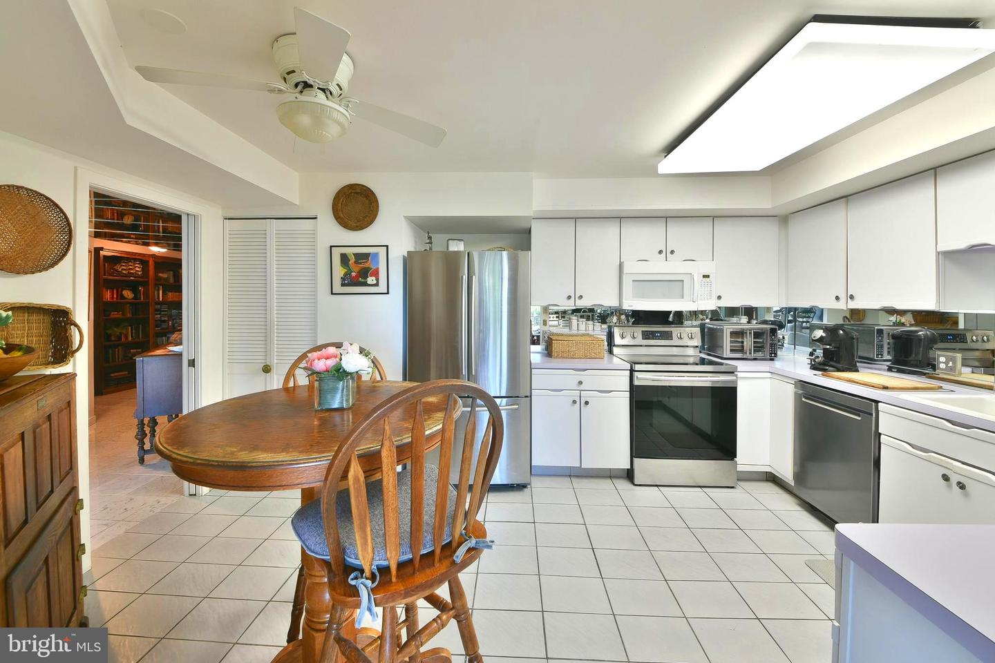 100 Breyer Dr #6-c Property Photo 24