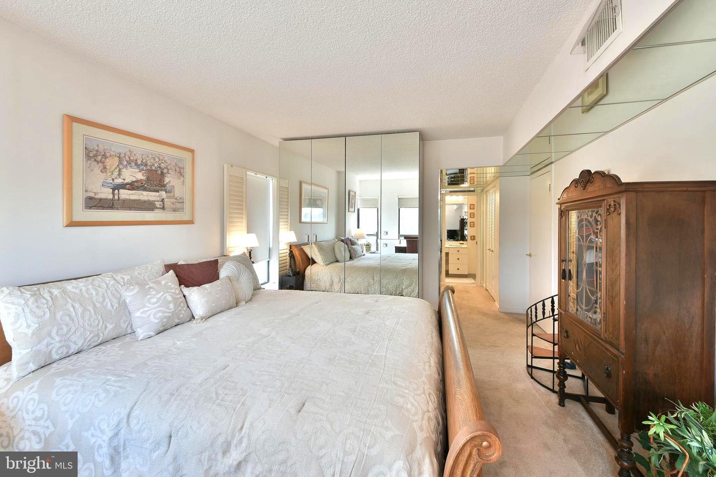 100 Breyer Dr #6-c Property Photo 27