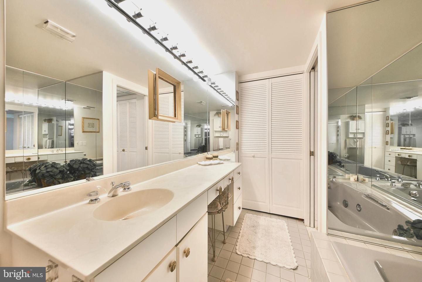 100 Breyer Dr #6-c Property Photo 33