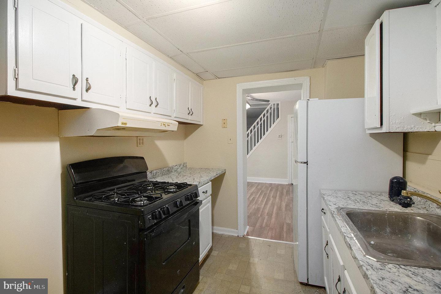 809 George St Property Photo 7
