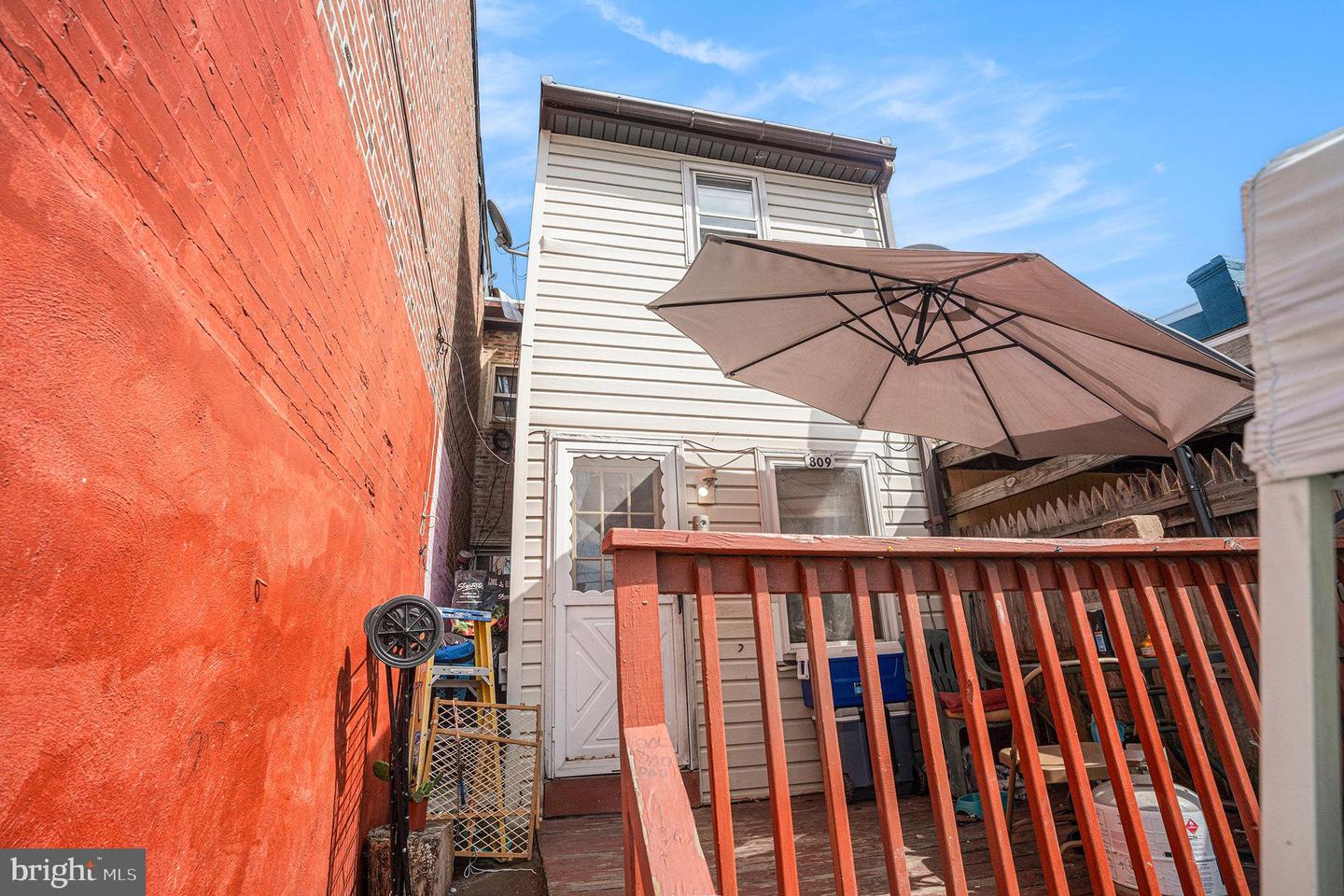 809 George St Property Photo 19