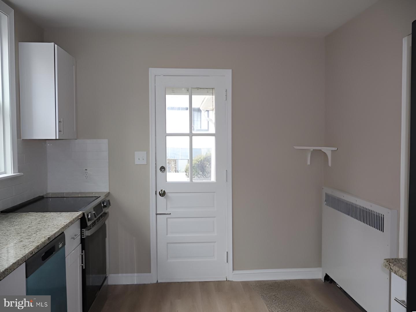 1516 Surrey Ln Property Photo 14