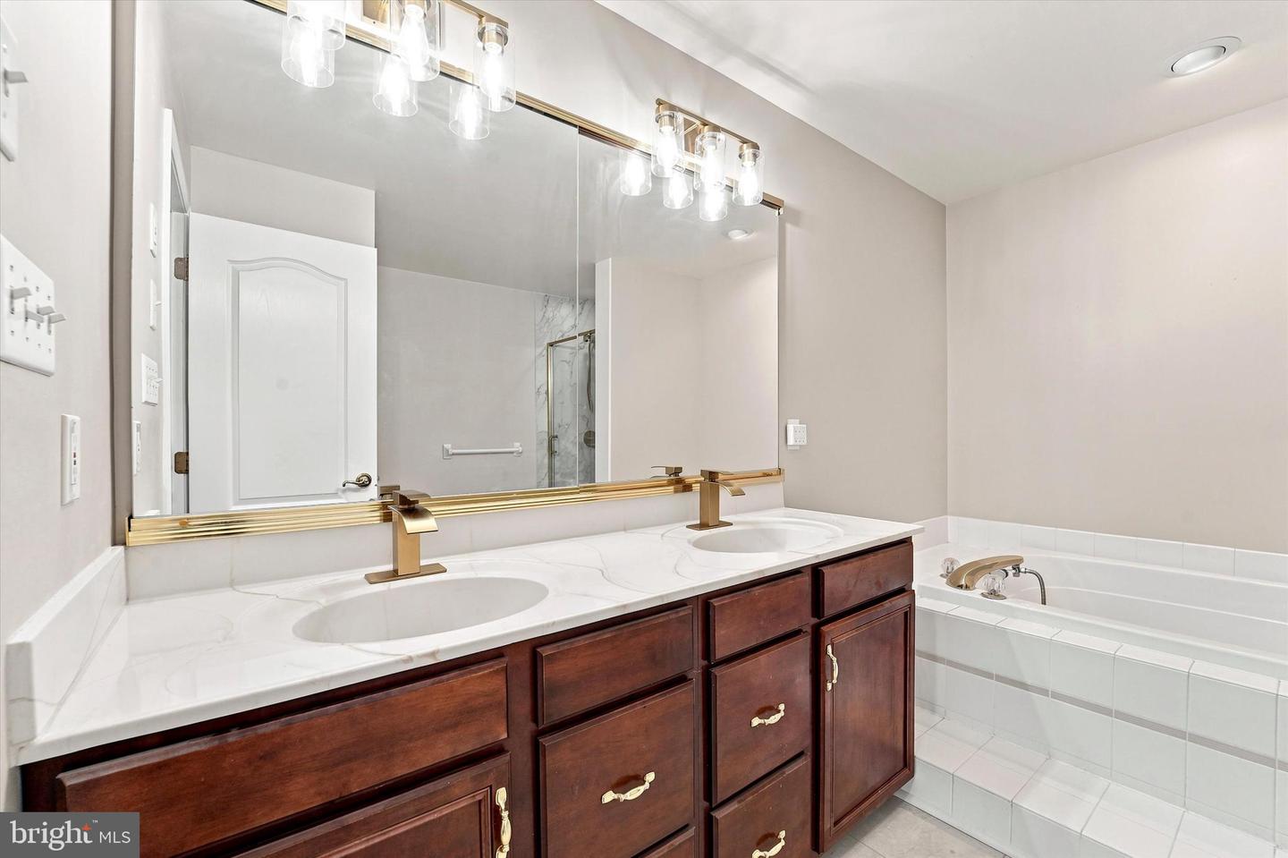 219 Birkdale Dr Property Photo 25
