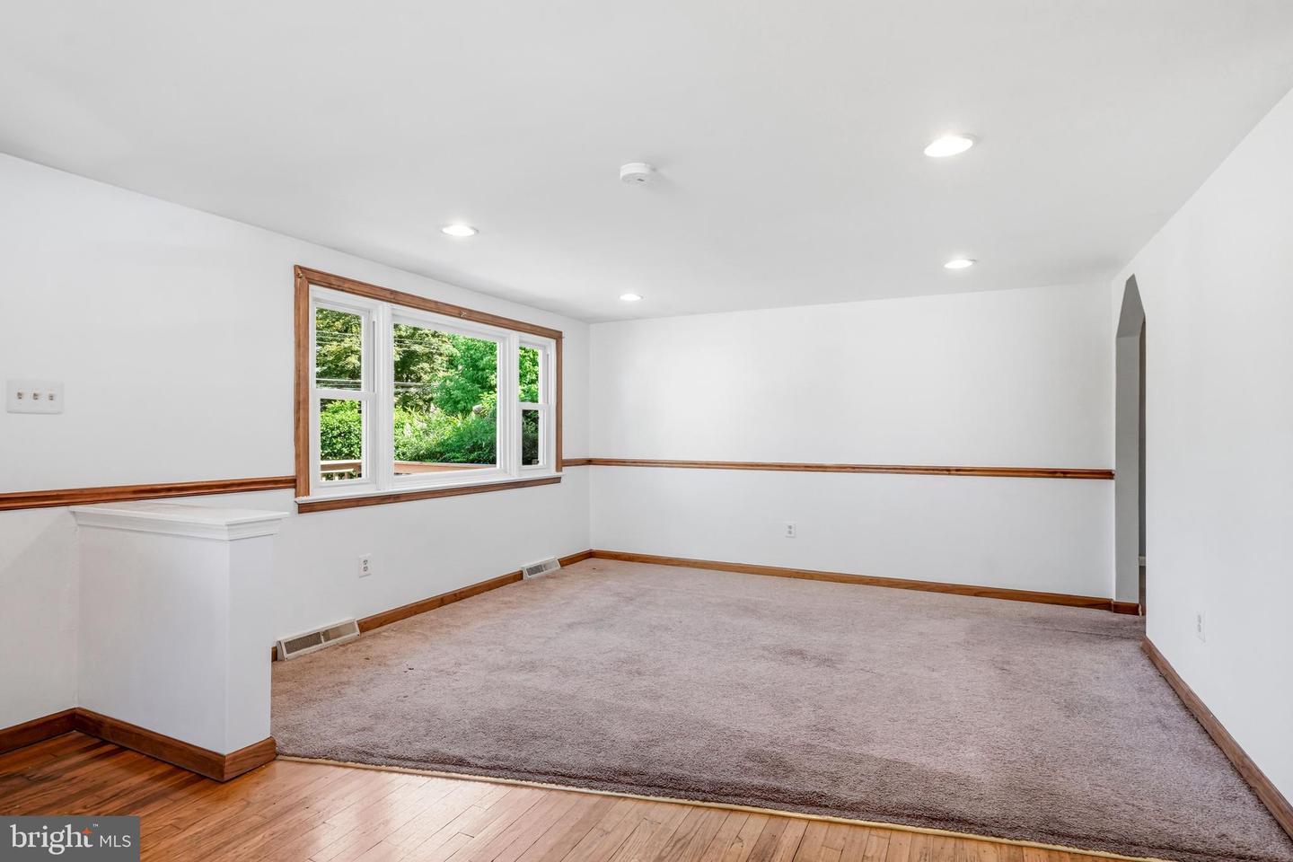 234 Garden Ave Property Photo 6