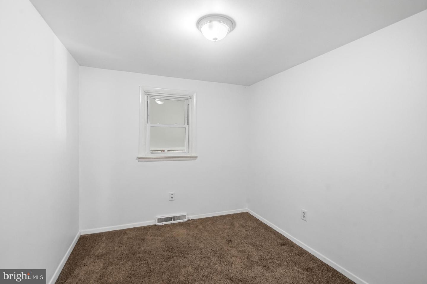 234 Garden Ave Property Photo 10