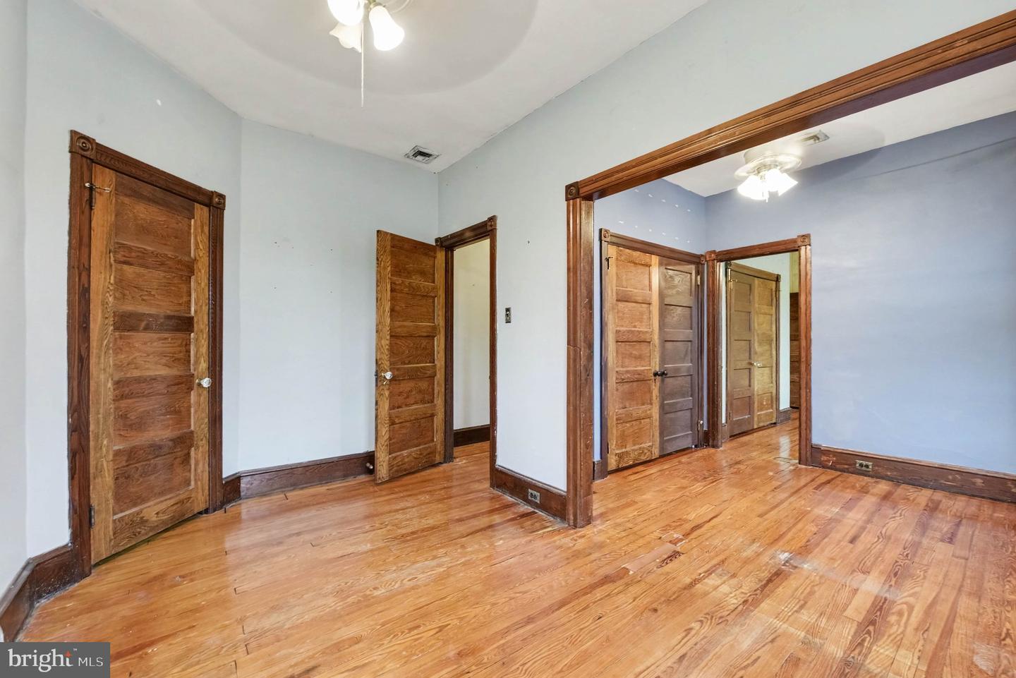 4021 Center Ave Property Photo 20