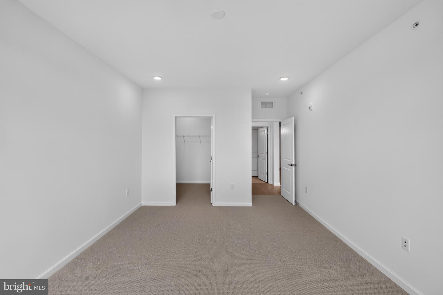 431 Washington St #2110 Jadwin Property Photo 13