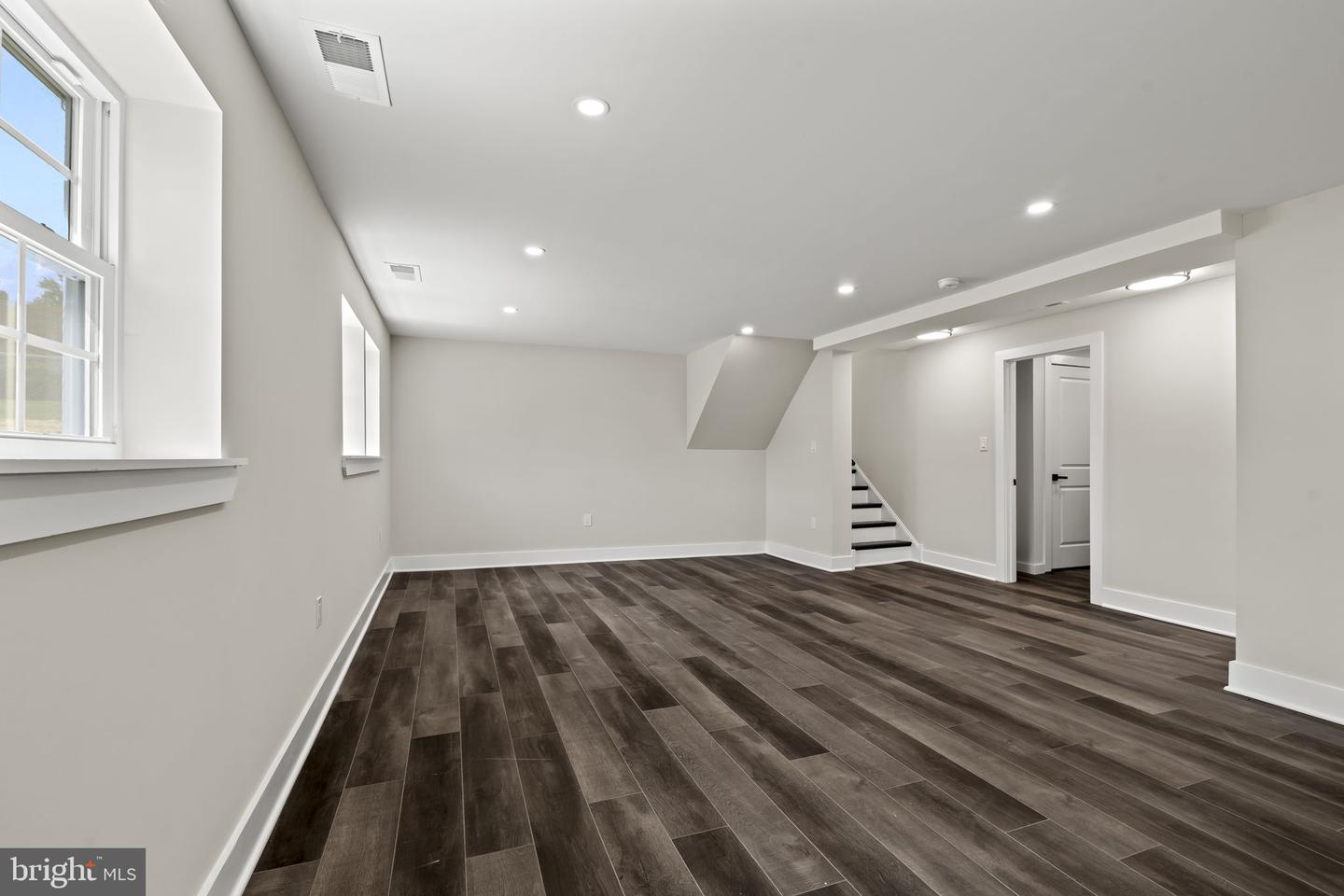 204 Cambridge Rd Property Photo 20