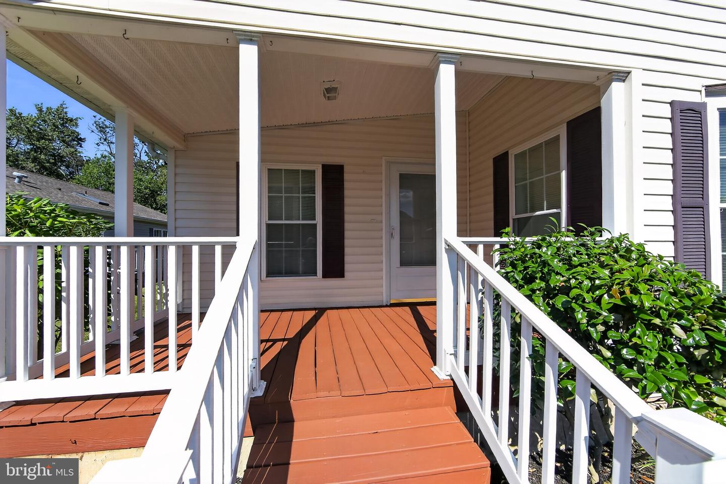118 Dyer Ct Property Photo 3