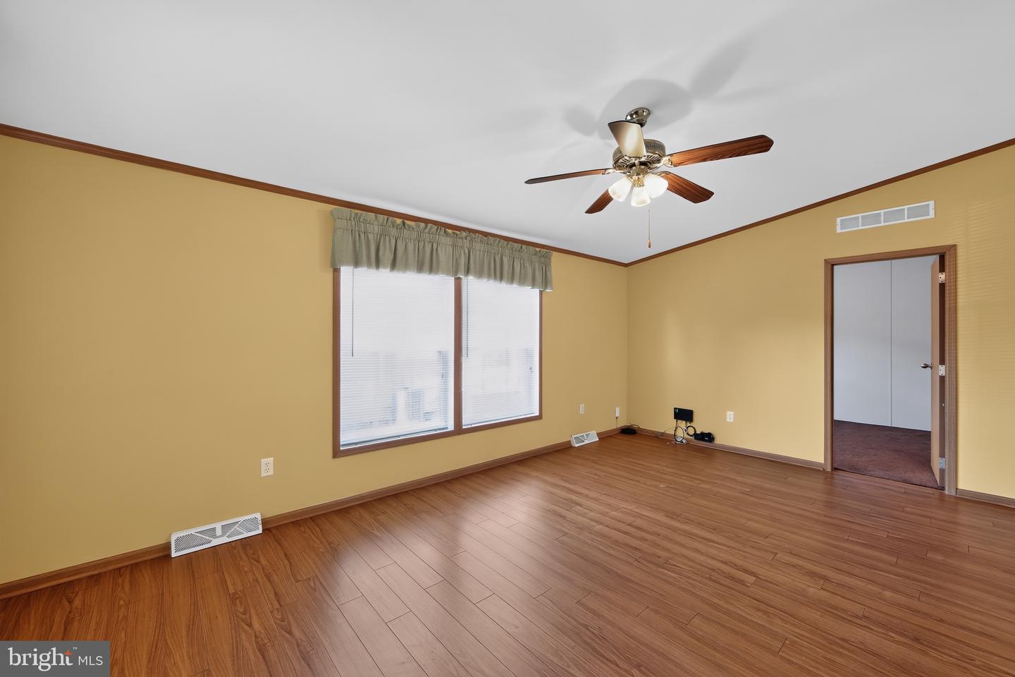 118 Dyer Ct Property Photo 9
