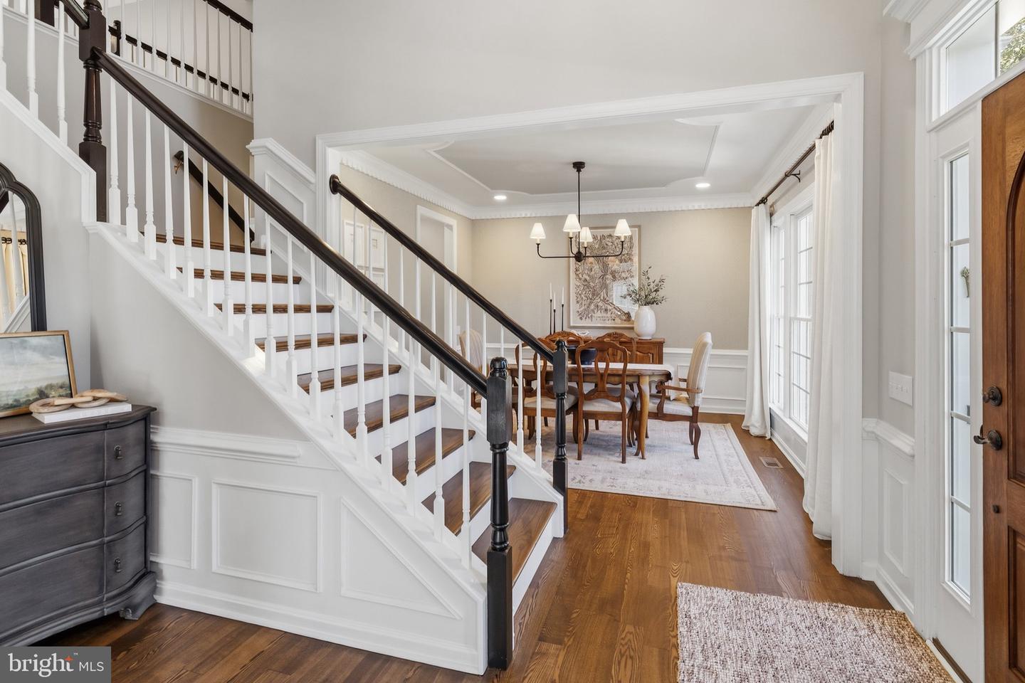 325 Sleepy Hollow Ct Property Photo 3
