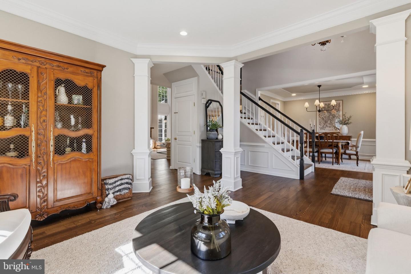 325 Sleepy Hollow Ct Property Photo 5