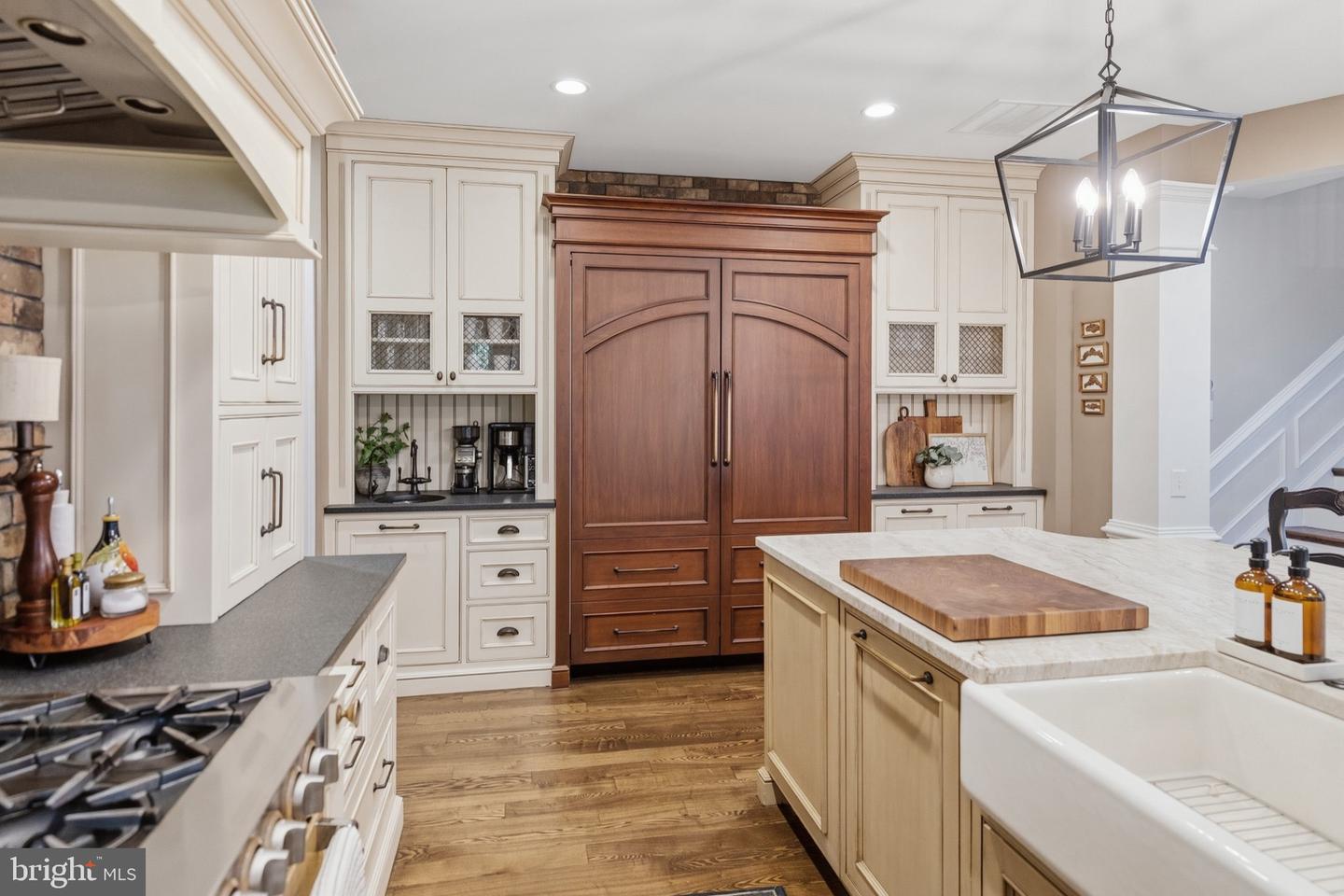 325 Sleepy Hollow Ct Property Photo 19