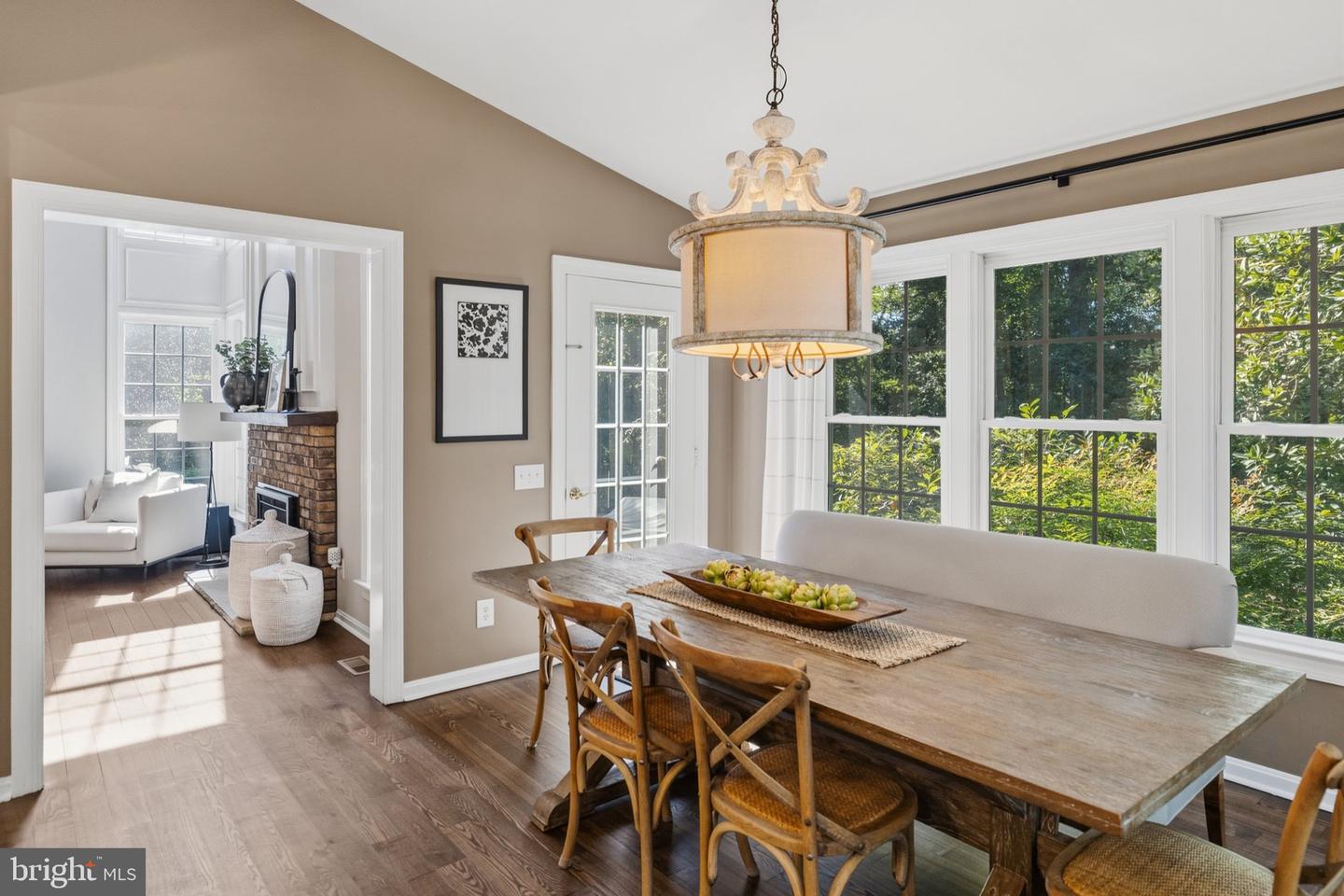 325 Sleepy Hollow Ct Property Photo 23