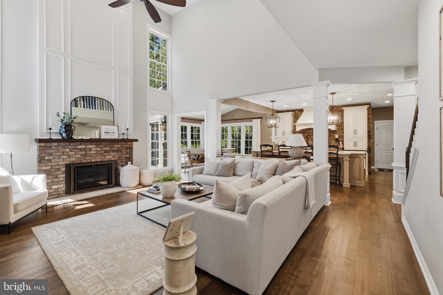 325 Sleepy Hollow Ct Property Photo 24