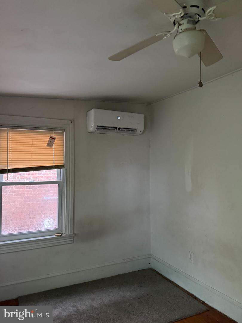 123 King St Property Photo 7