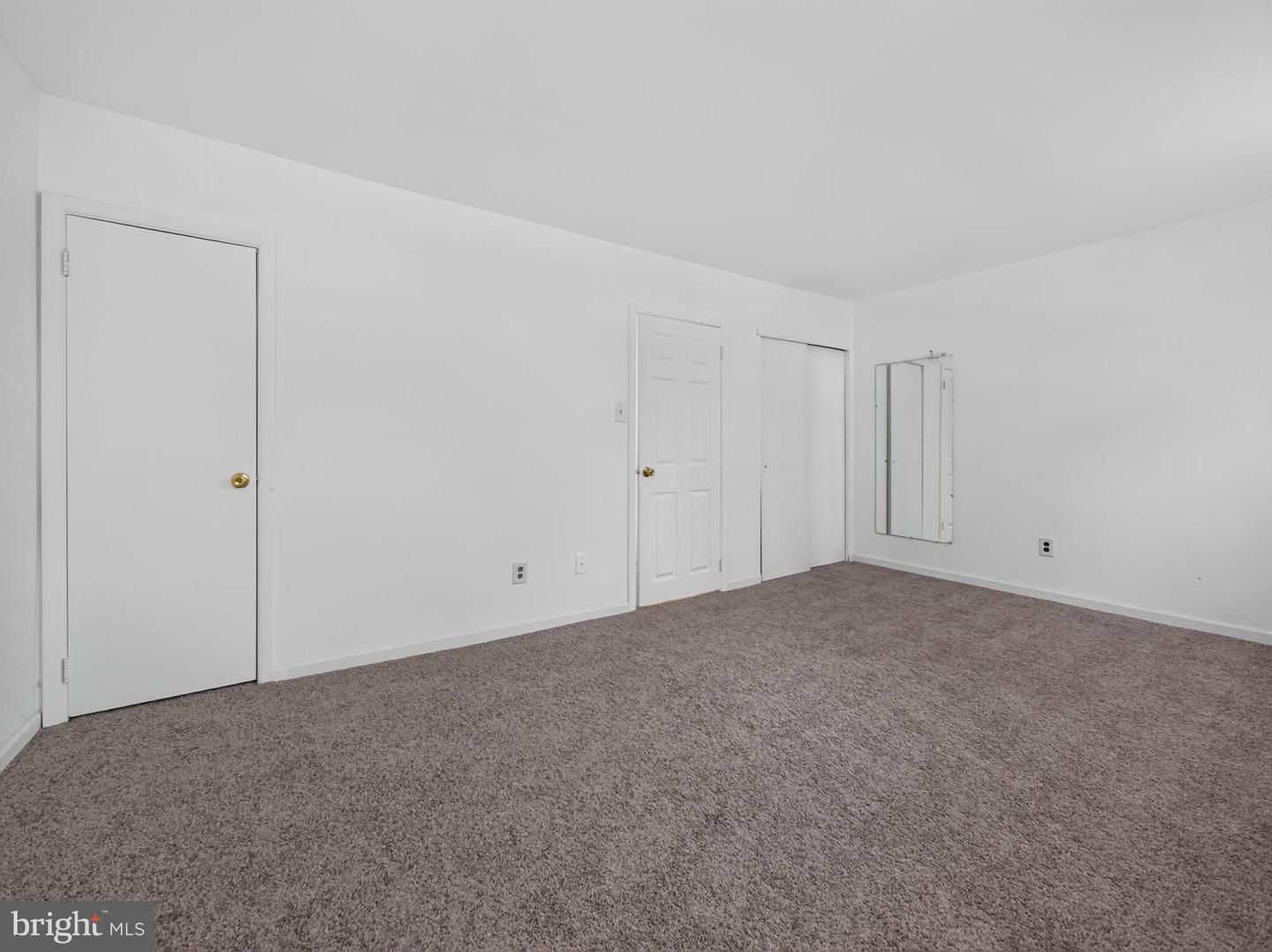 1098 Bayless Pl Property Photo 16