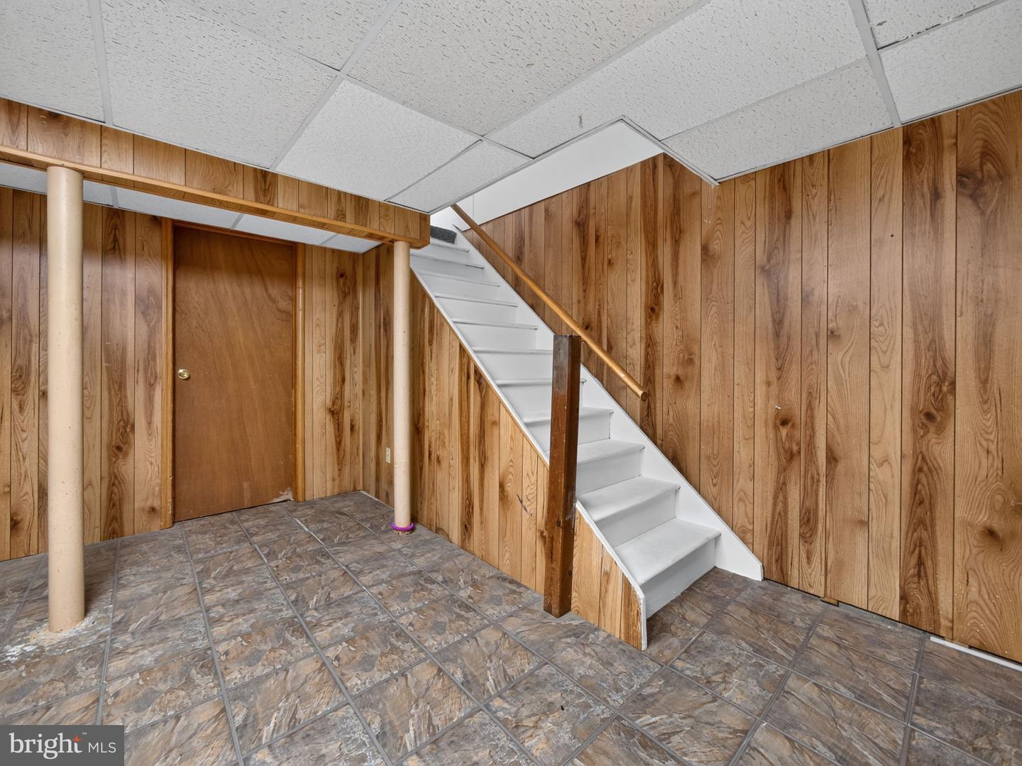 1098 Bayless Pl Property Photo 18