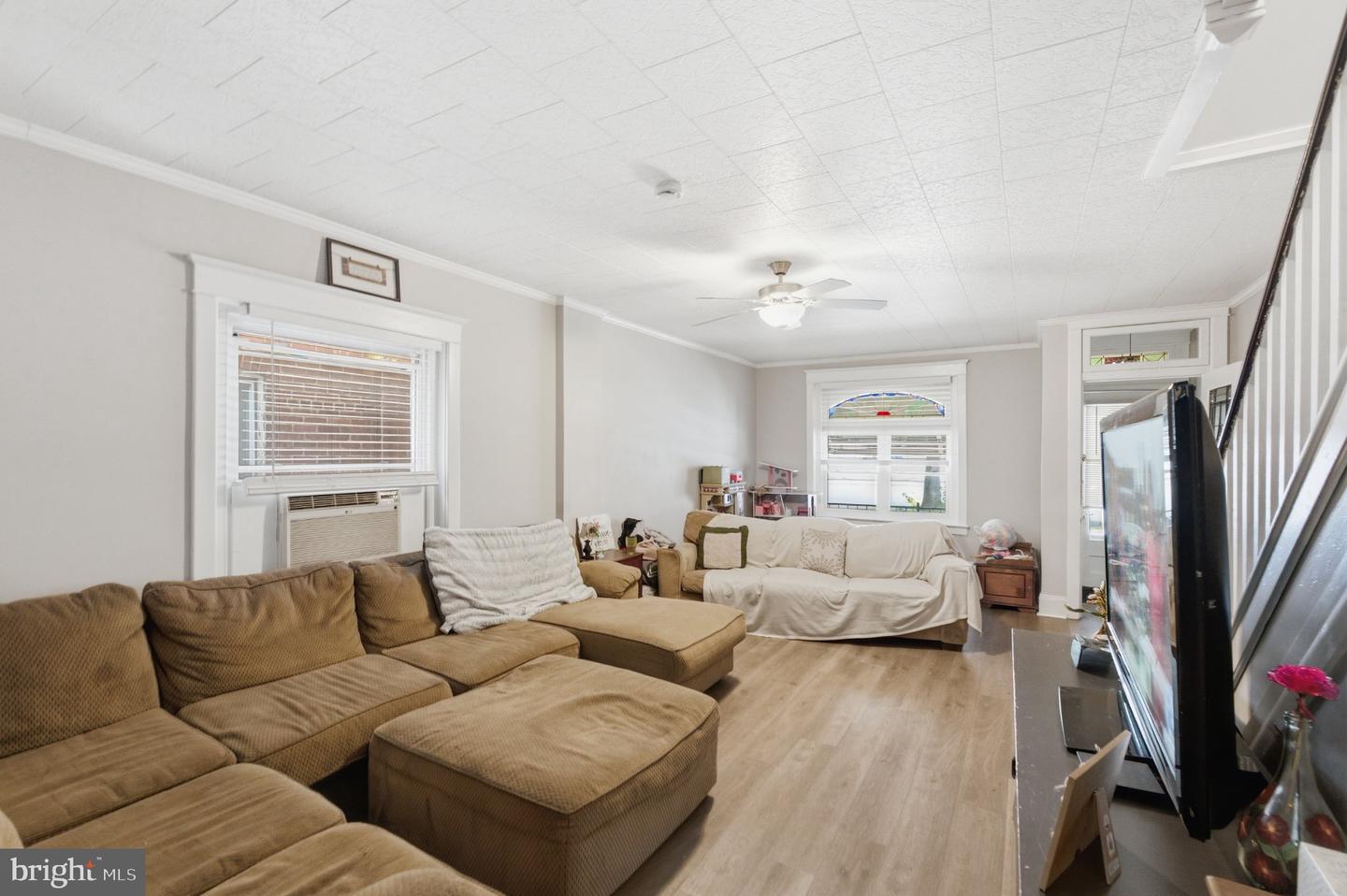 171 N York St Property Photo 2
