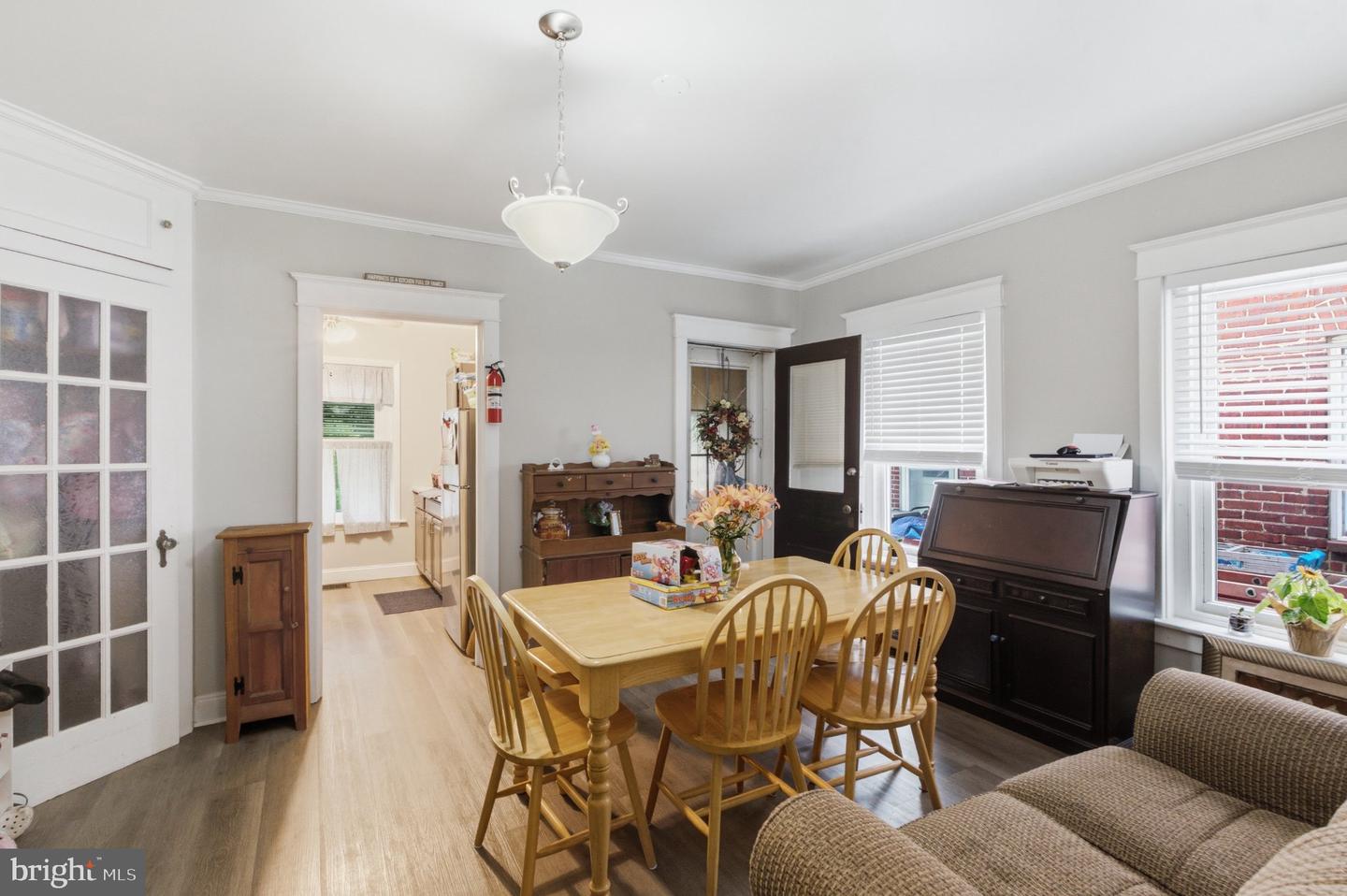 171 N York St Property Photo 3