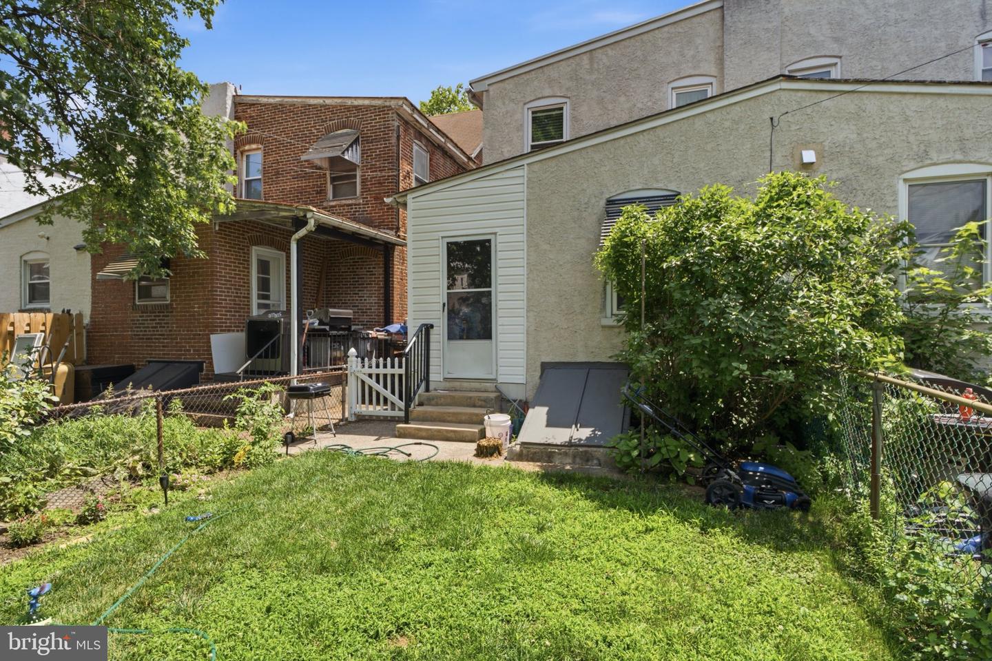171 N York St Property Photo 21