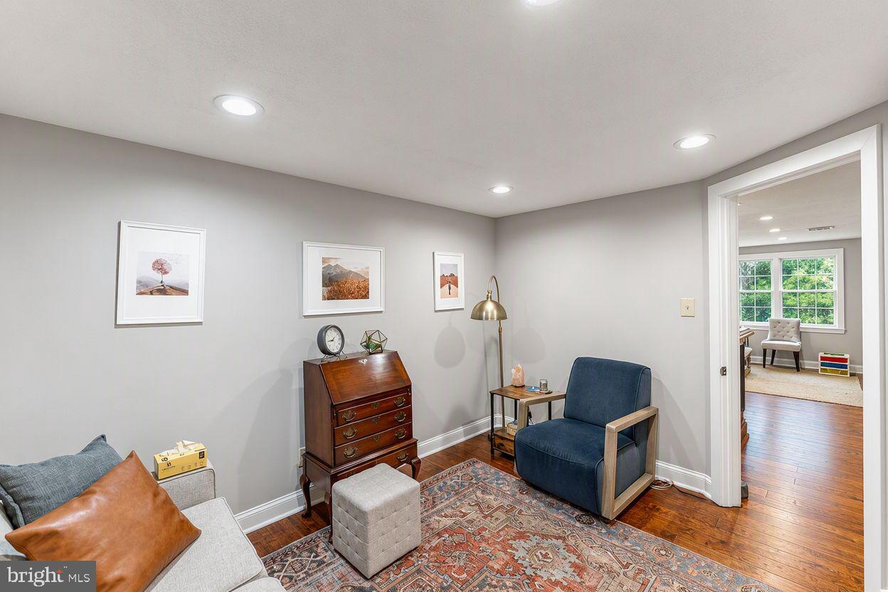 136 2nd Ave # Property Photo 13