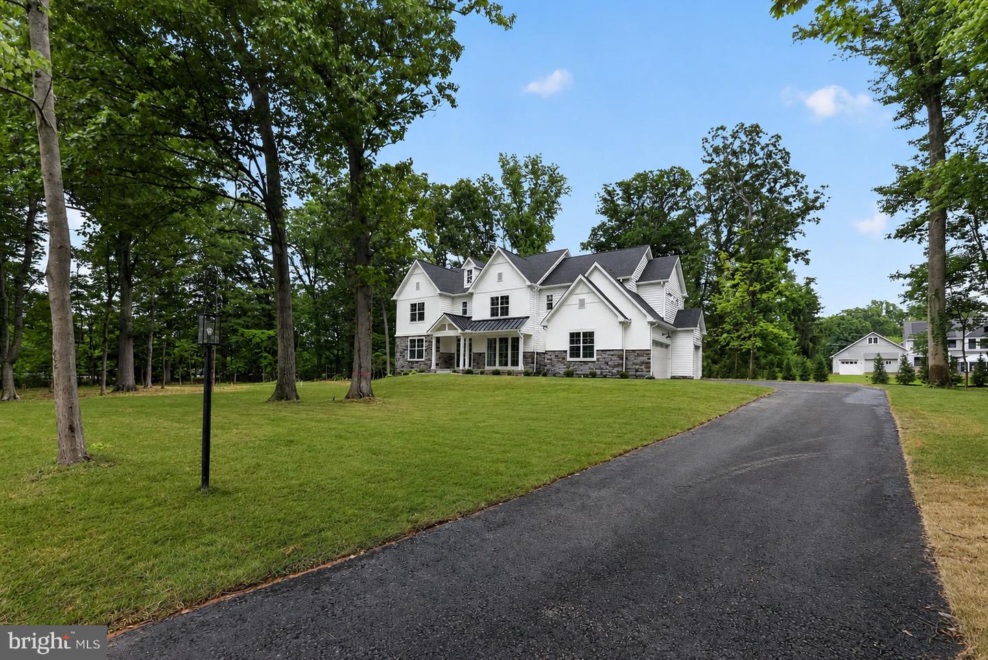 1080 Beech Hollow Road Property Photo 4